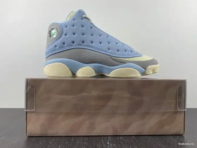 One Kick 13 Jordan SoleFly Retro DX5763-100 0701